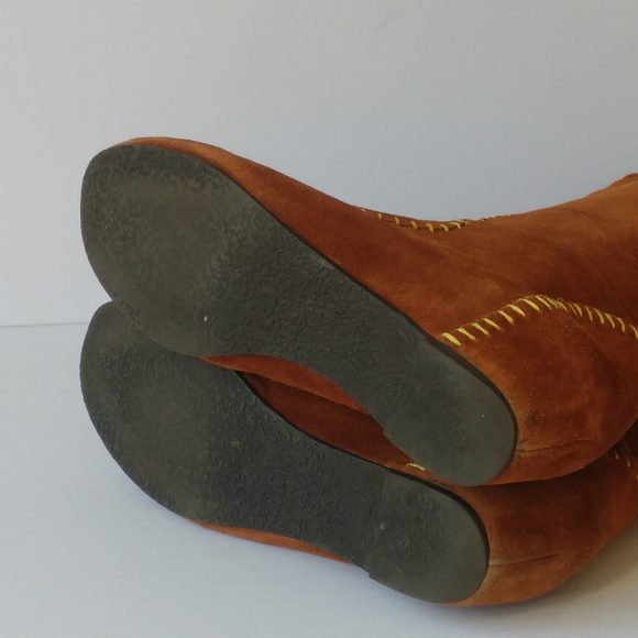 Suede Beaded Boots - Picture 4 of 4